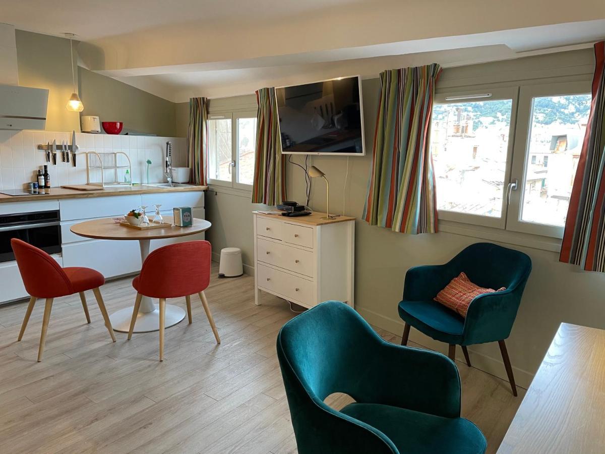 Au Coeur Du Vieux Toulon Au Calme Appartement Renove Climatise Confortable Etage Eleve Avec Ascenseur Proche Parking Et Toutes Commodites Exteriér fotografie