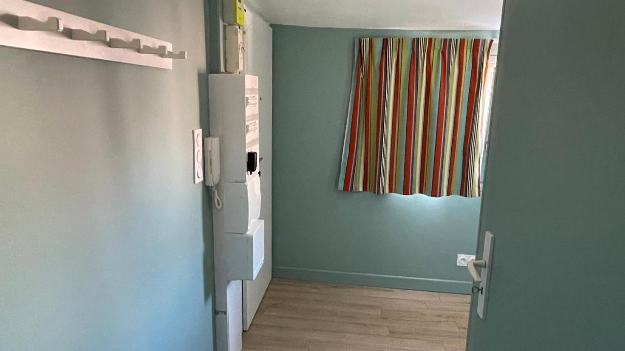 Au Coeur Du Vieux Toulon Au Calme Appartement Renove Climatise Confortable Etage Eleve Avec Ascenseur Proche Parking Et Toutes Commodites Exteriér fotografie