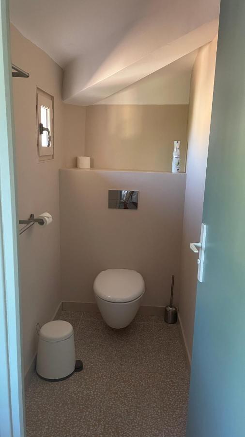 Au Coeur Du Vieux Toulon Au Calme Appartement Renove Climatise Confortable Etage Eleve Avec Ascenseur Proche Parking Et Toutes Commodites Exteriér fotografie